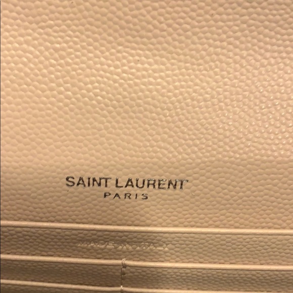 YSL WOC - Picture 5 of 6